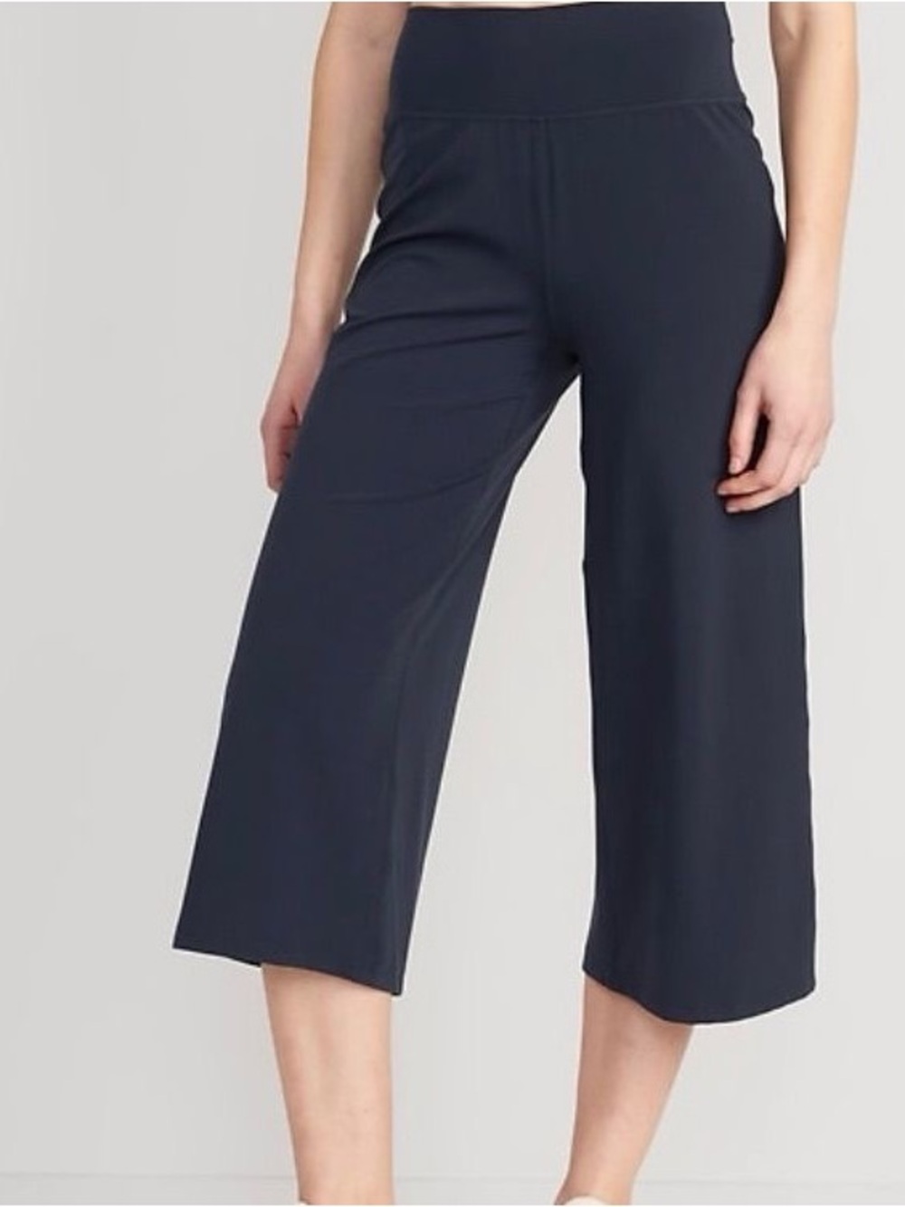 Old Navy Extra High-Waisted Cropped Pants L navy